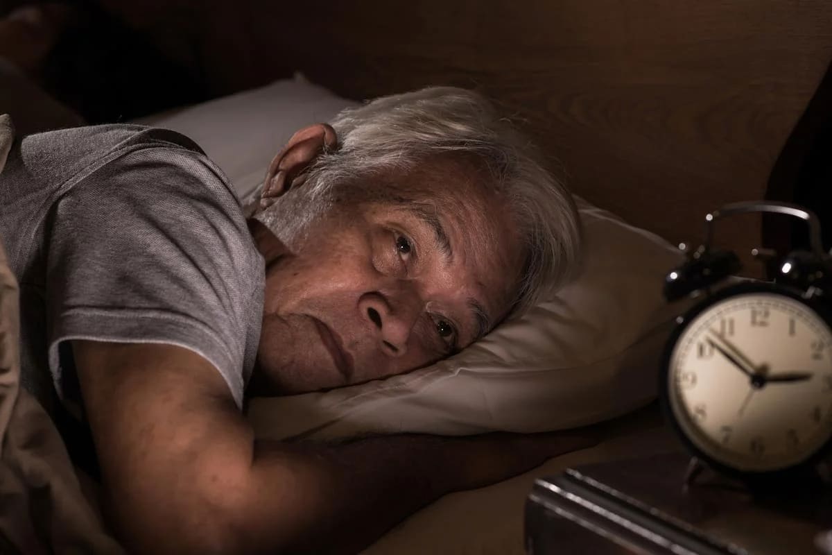 Бессонница у пожилых людей, нарушение сна в преклонном возрасте